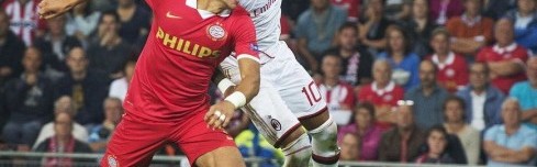 沃尔夫斯堡门将神勇扑救力保德甲平局