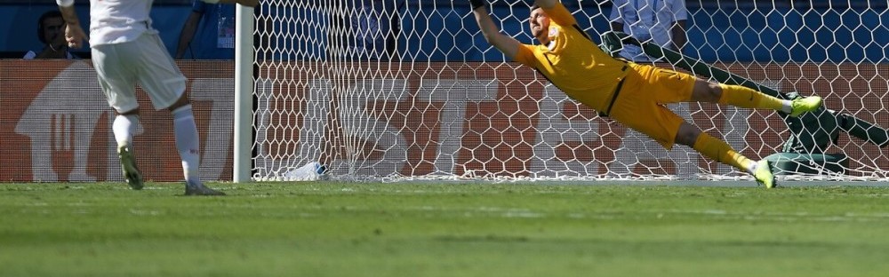 扎哈突破造乌龙,水晶宫主场幸运战平阿森纳抢分成功