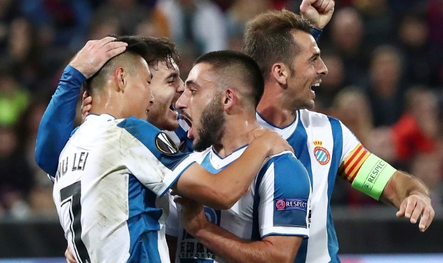 克雷莫内塞防守漏洞百出,连败不止深陷降级区