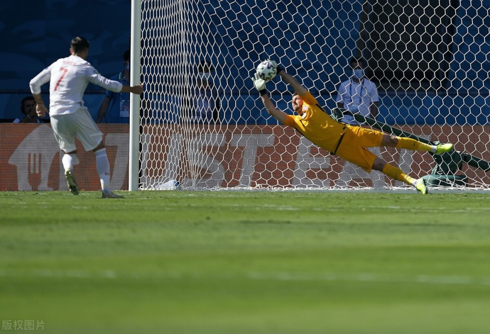 扎哈突破造乌龙,水晶宫主场幸运战平阿森纳抢分成功    扎哈突破造乌龙,水晶宫主场幸运战平阿森纳抢分成功