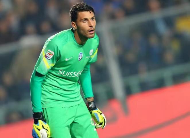 米兰太子马尔蒂尼首秀建功,红黑军团青年军展露锋芒    米兰太子马尔蒂尼首秀建功,红黑军团青年军展露锋芒